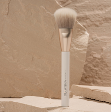 Cargar imagen en el visor de la galería, GloWish All Over Bronze Brush