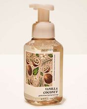 Cargar imagen en el visor de la galería, Vanilla Coconut Gentle &amp; Clean Foaming Hand Soap - Bath &amp; Body Works
