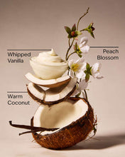 Cargar imagen en el visor de la galería, Vanilla Coconut Gentle &amp; Clean Foaming Hand Soap - Bath &amp; Body Works
