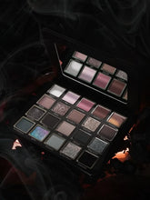 Cargar imagen en el visor de la galería, ||PREVENTA||   Smoulder®Palette COSMIC BRUSHES
