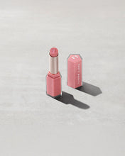 Cargar imagen en el visor de la galería, ||PREVENTA || Gloss Bomb Stix High-Shine Gloss Stick Shimmer FENTY BEAUTY
