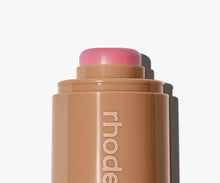 Cargar imagen en el visor de la galería, ||PREVENTA ||  RHODE pocket blush The natural flush
