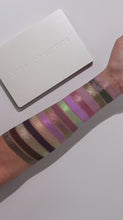 Cargar y reproducir el video en el visor de la galería, ||PREVENTA||  ADEPT COSMETICS® Minka Palette
