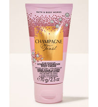 Cargar imagen en el visor de la galería, BATH AND BODY WORKS champagne toast TRAVEL SIZE
