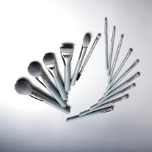 Cargar imagen en el visor de la galería, JADE SERIES - 15 PCS MAKEUP BRUSH KIT -  BABY BLUE
