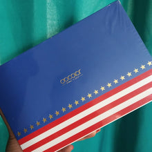 Cargar imagen en el visor de la galería, Star and stripes BROCHAS
