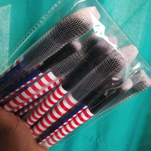 Cargar imagen en el visor de la galería, Star and stripes BROCHAS
