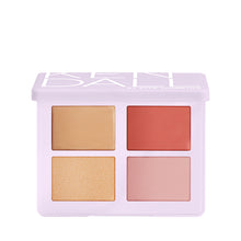 Cargar imagen en el visor de la galería, Kendall Blush &amp; Highlighter Cheek Quad - kylie cosmetics
