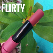 Cargar imagen en el visor de la galería, MOUSSE MATTE LIPSTICK
