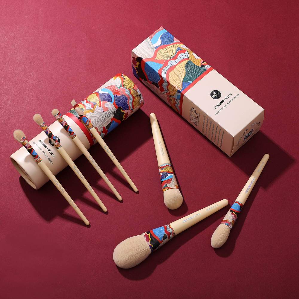 KIT DE 7 BROCHAS CON CILINDRO DE CARTÓN ECOLÓGICO