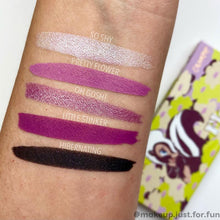 Cargar imagen en el visor de la galería, flower palette - Colourpop
